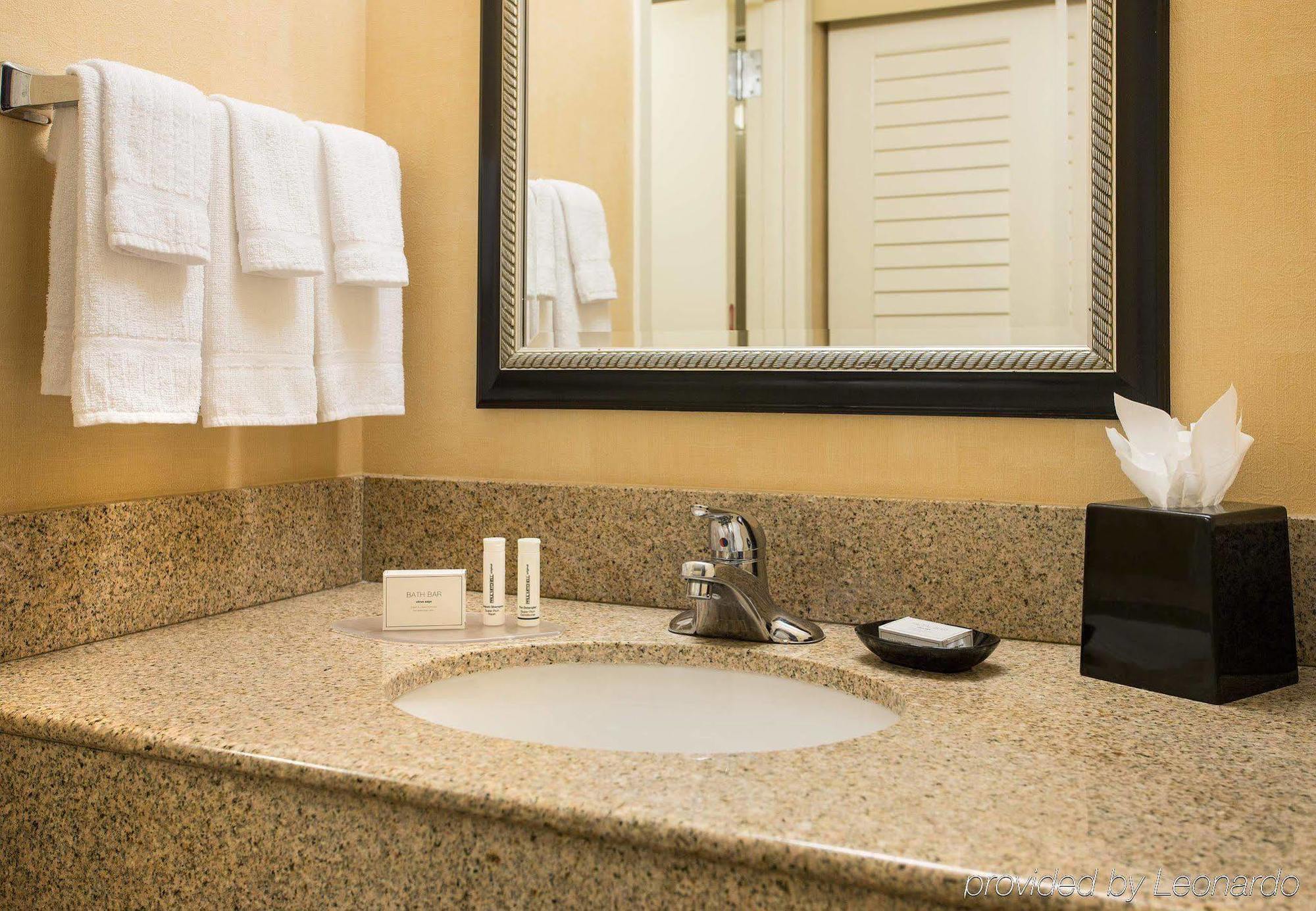 Hotel Courtyard Angeles Torrance/palos Verdes 3*